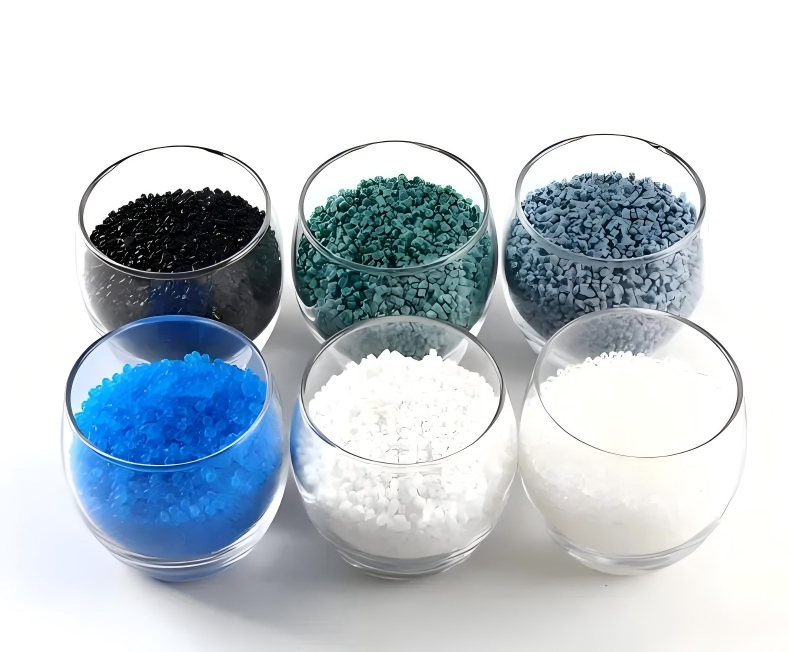 고경도 TPE 소재 제품이 더 쉽게 하얗게 되나요? 재료 경도가 미백과 관련이 있나요?